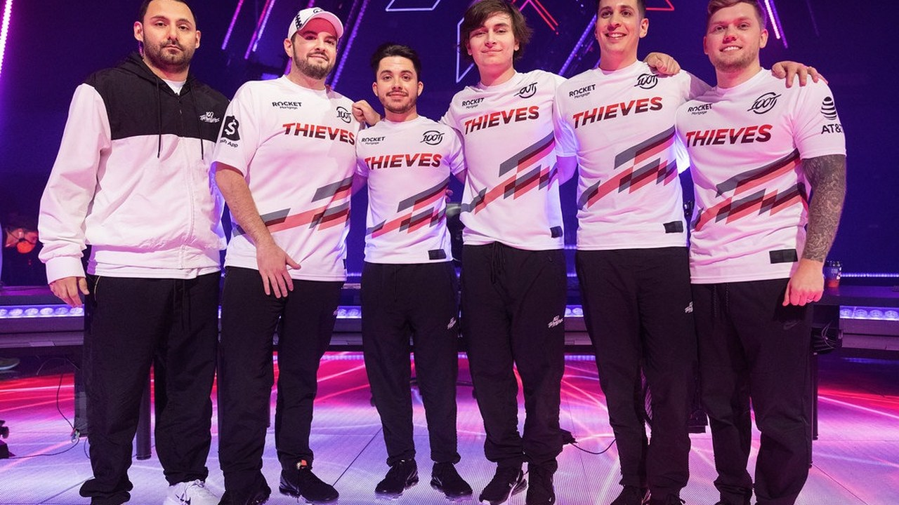 100 Thieves Valorant players stand together in white jerseys