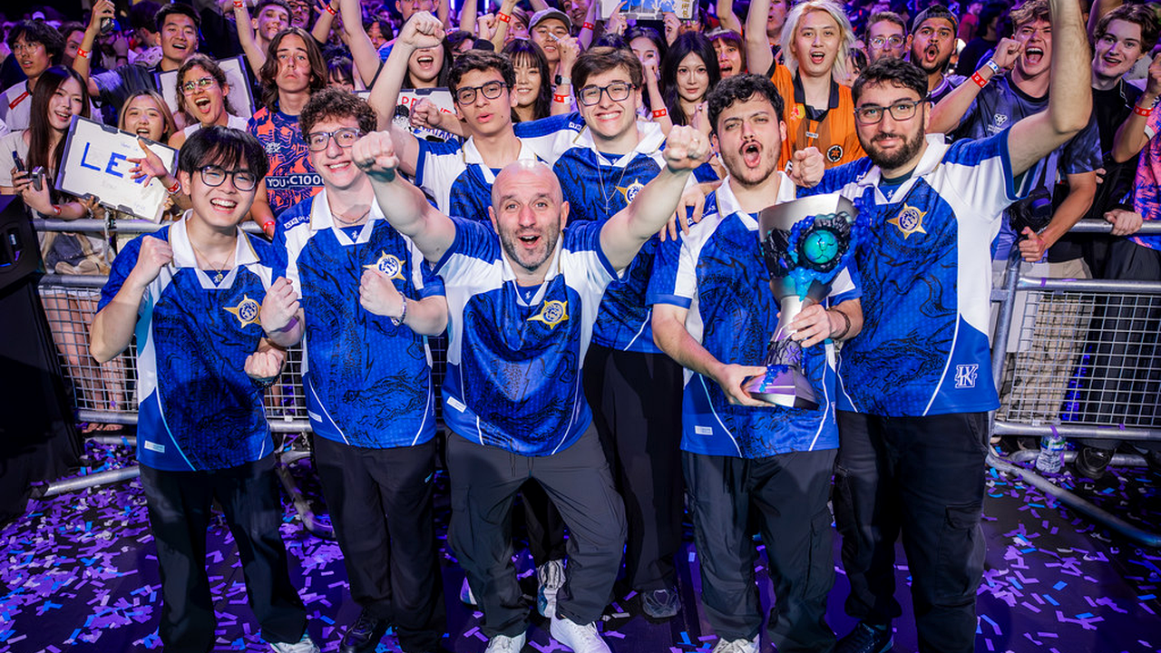 100 Thieves Open EWC by Turning RRQ Into a Group A Control Test