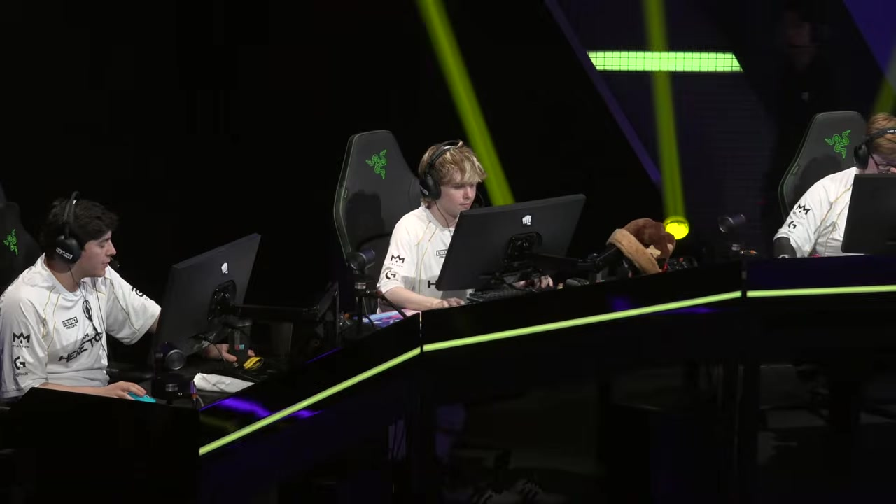 Team Liquid-spelare efter sin vinst mot Team Heretics