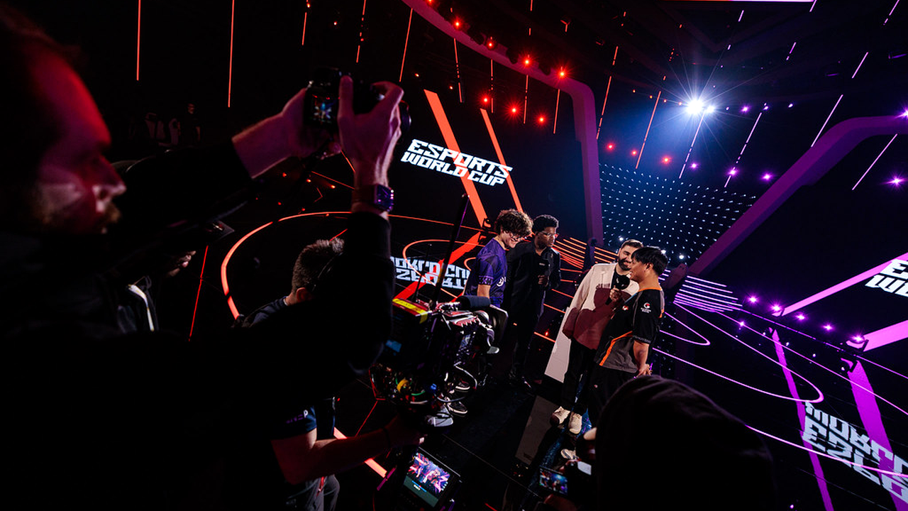 Vitality og NRG kæmper om Group B's førsteplads frem mod 4. juli